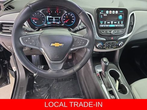 Used 2018 Chevrolet Equinox LT w/ Sun & Infotainment Package image 16