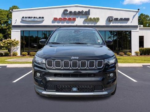 Used 2022 Jeep Compass Limited AWD/4WD image 9