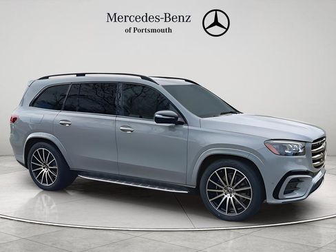 New 2026 Mercedes-Benz GLS 580 4MATIC image 2