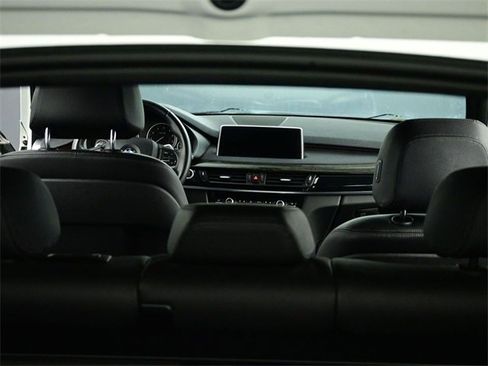 Used 2018 BMW X5 xDrive35i image 10