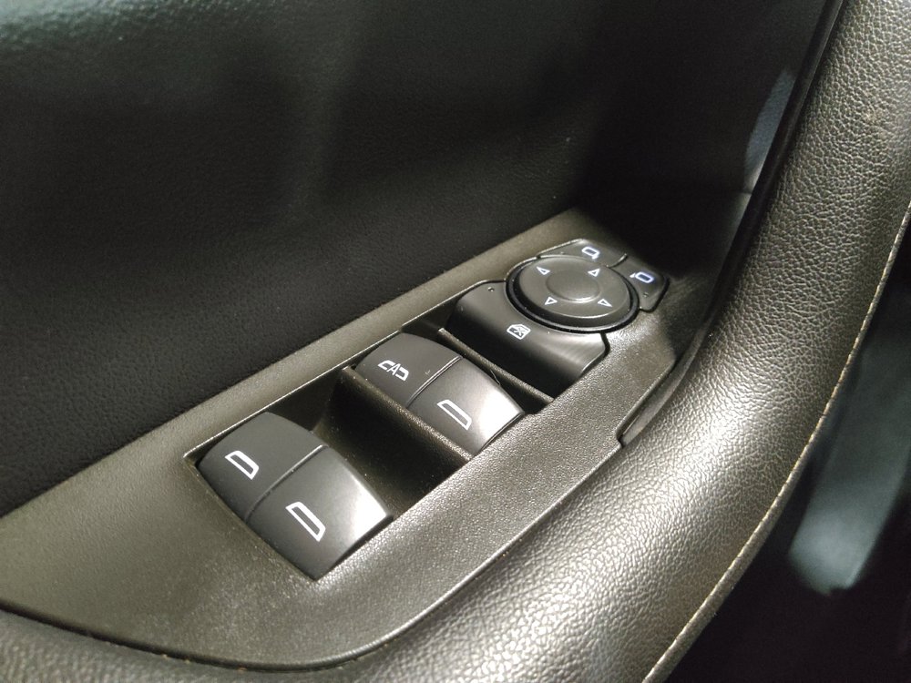 Used 2025 Chevrolet Blazer LT FWD image 27