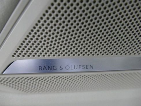 Used 2025 Audi A6 3.0T Prestige image 12