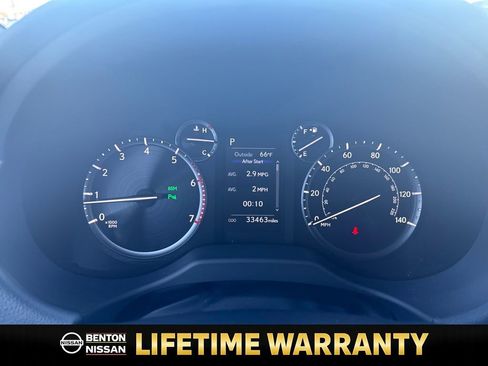 Used 2023 Lexus GX 460 Premium w/ Premium Package image 17