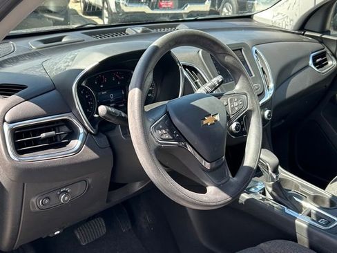 Used 2024 Chevrolet Equinox LT FWD image 19