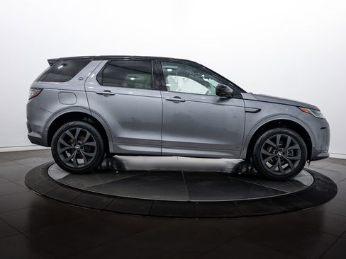 Used 2021 Land Rover Discovery Sport SE R-Dynamic image 3