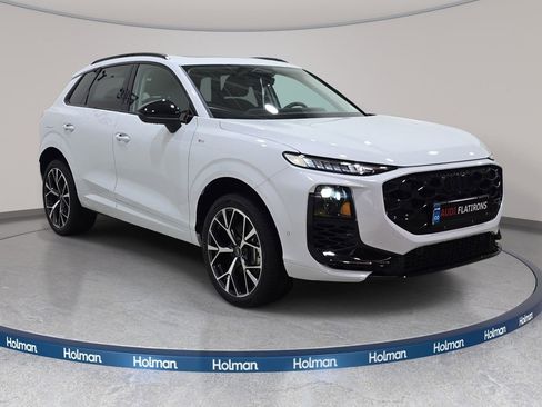 New 2026 Audi Q3 quattro 2.0T image 3