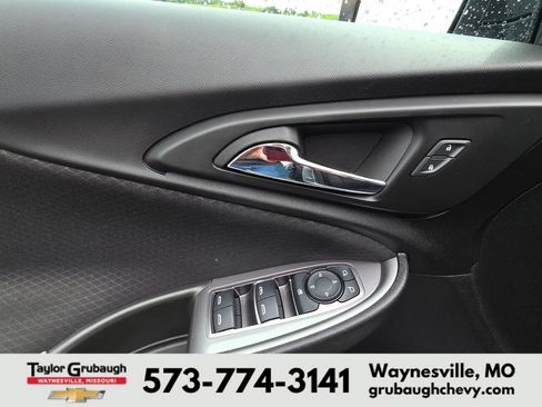 Used 2024 Chevrolet Malibu LT FWD image 13