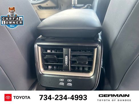 Used 2025 Toyota Crown Signia AWD/4WD image 16