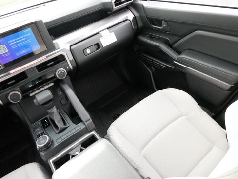 Certified 2025 Toyota 4Runner SR5 image 11