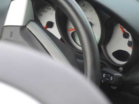 Used 2005 Porsche Boxster S image 65