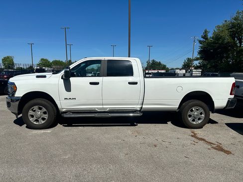 Used 2024 RAM 2500 Big Horn AWD/4WD image 1