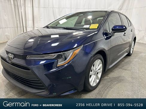 Used 2024 Toyota Corolla LE w/ LE Convenience Package image 7