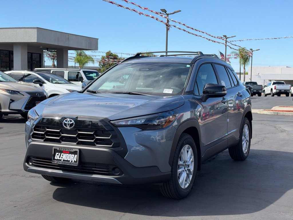 New 2026 Toyota Corolla Cross LE FWD image 4