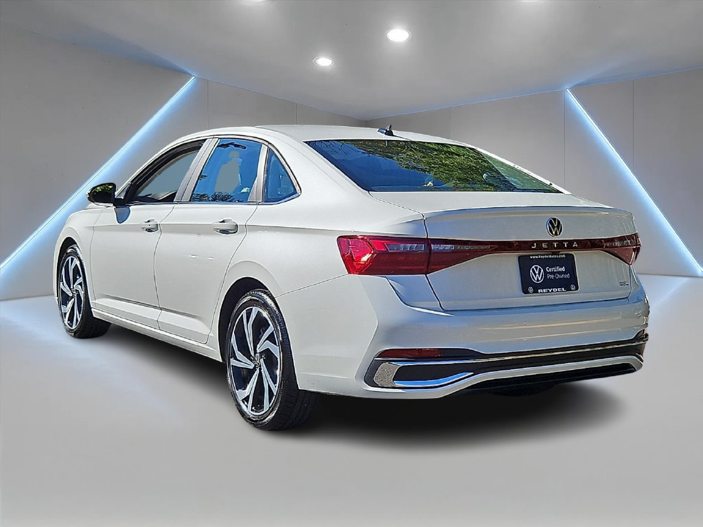 Certified 2026 Volkswagen Jetta SEL FWD image 6
