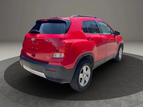 Used 2015 Chevrolet Trax LT w/ LT Plus Package AWD/4WD image 4