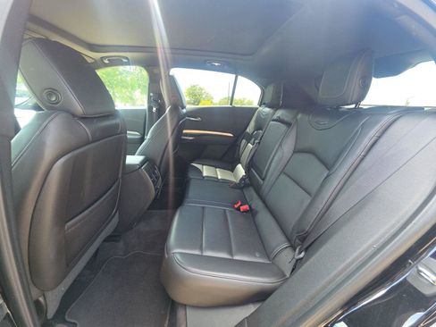 Used 2019 Cadillac XT4 Premium Luxury AWD/4WD image 6