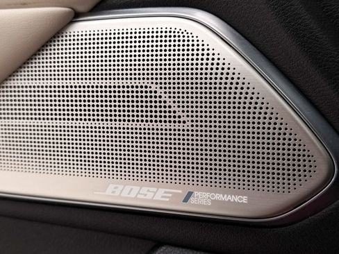 Used 2017 INFINITI Q60 Red Sport 400 image 7