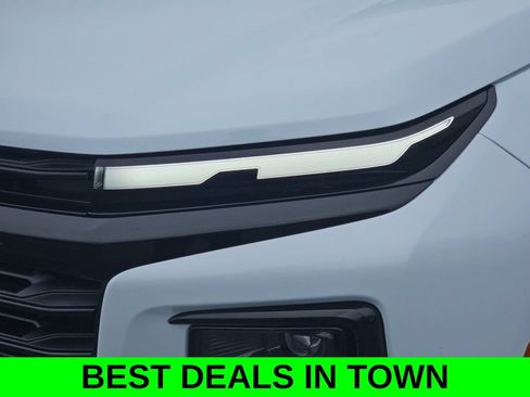 New 2026 Chevrolet Traverse LT w/ Midnight/Sport Edition FWD image 35