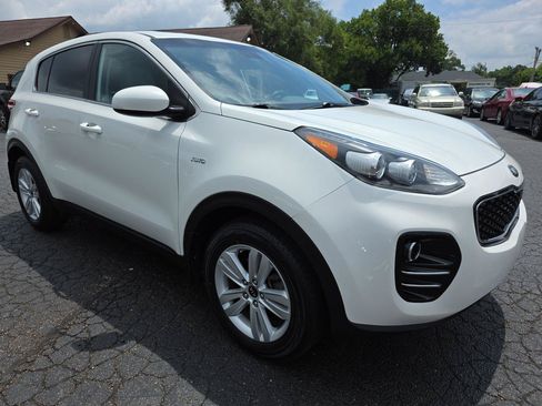 Used 2019 Kia Sportage LX AWD/4WD image 18