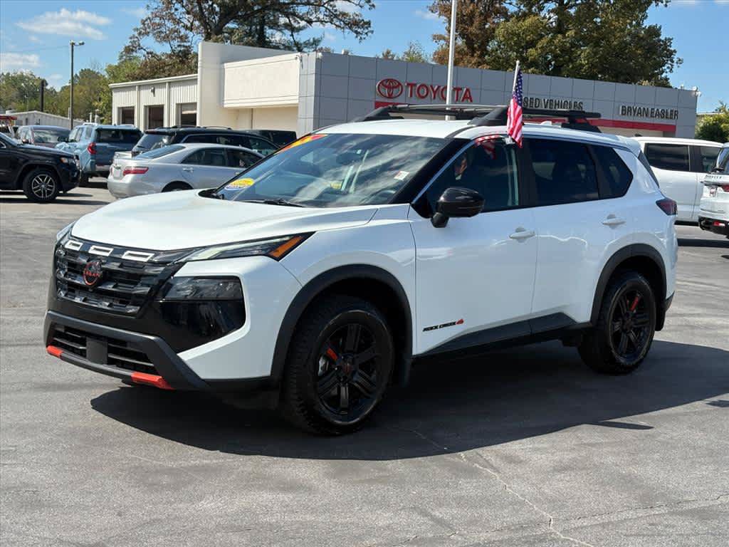 Used 2025 Nissan Rogue SV w/ Rock Creek Premium Package AWD/4WD image 25