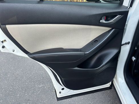 Used 2016 MAZDA CX-5 Touring FWD image 14