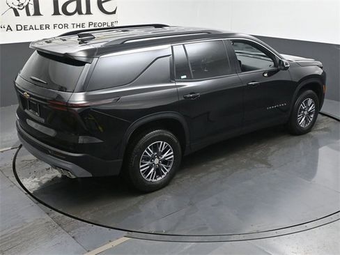 New 2026 Chevrolet Traverse LT w/ Driver Confidence Package image 19
