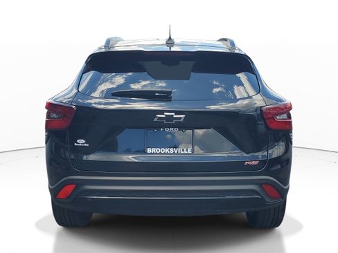 Used 2025 Chevrolet Trax RS w/ Sunroof Package FWD image 5