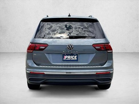 Used 2023 Volkswagen Tiguan SE FWD image 4