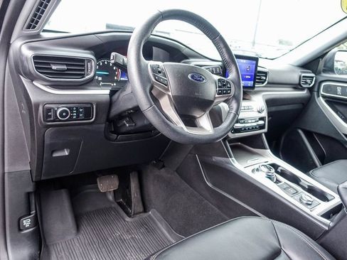 Used 2023 Ford Explorer XLT w/ Equipment Group 202A image 2