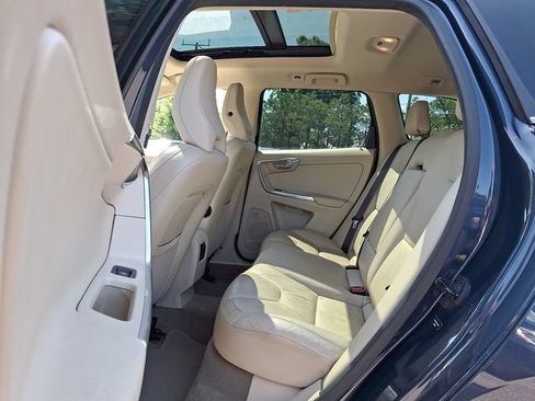 Used 2013 Volvo XC60 T6 AWD/4WD image 10