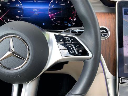 Certified 2025 Mercedes-Benz GLC 300 4MATIC image 25