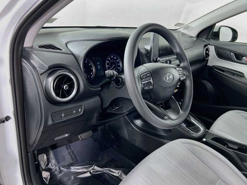 Certified 2023 Hyundai Kona SEL AWD/4WD image 9