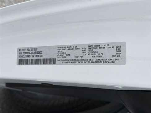 Used 2024 RAM ProMaster 3500 w/ Convenience Group image 32