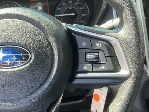 Used 2020 Subaru Impreza 2.0i Premium image 14
