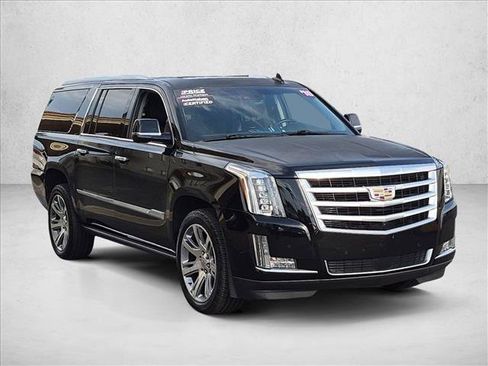 Used 2018 Cadillac Escalade ESV Premium Luxury AWD/4WD image 3