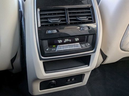 Certified 2024 BMW X7 xDrive40i w/ Premium Package image 20