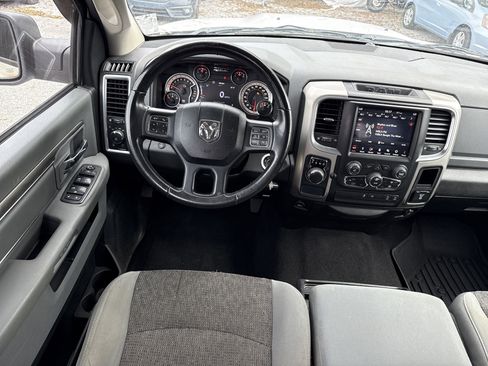 Used 2019 RAM 1500 Big Horn image 11