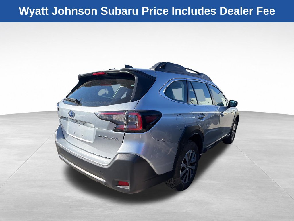 Used 2024 Subaru Outback AWD/4WD image 8