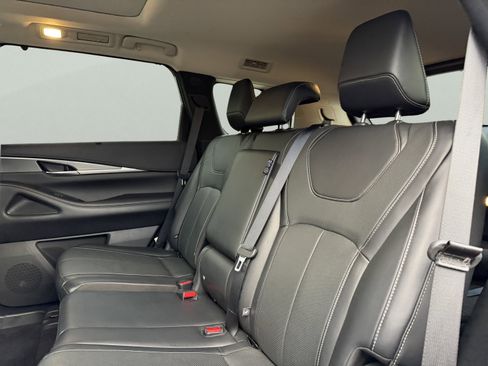 Used 2023 INFINITI QX60 Luxe w/ Cargo Package image 37