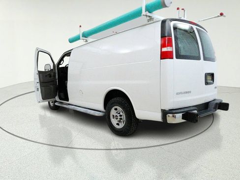 Used 2020 GMC Savana 2500 w/ Driver Convenience Package RWD image 12