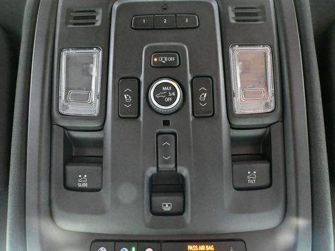 Used 2024 GMC Yukon Denali Ultimate AWD/4WD image 41