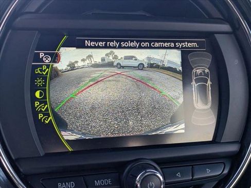 Used 2018 MINI Cooper Clubman S image 13