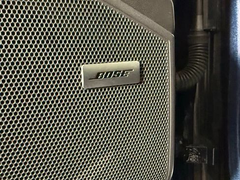 Certified 2025 Porsche Cayenne S image 28