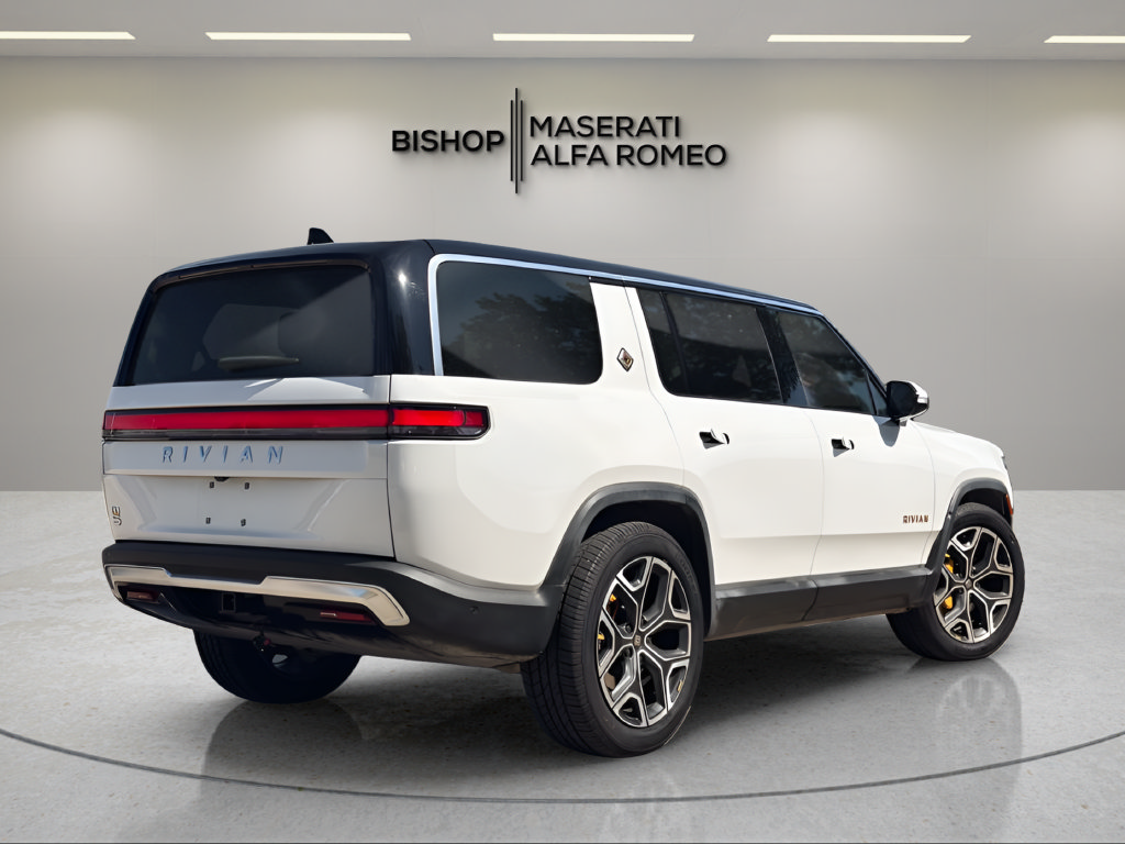 Used 2024 Rivian R1S Adventure Quad AWD/4WD image 4