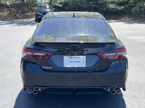 Used 2023 Toyota Camry XSE FWD image 4