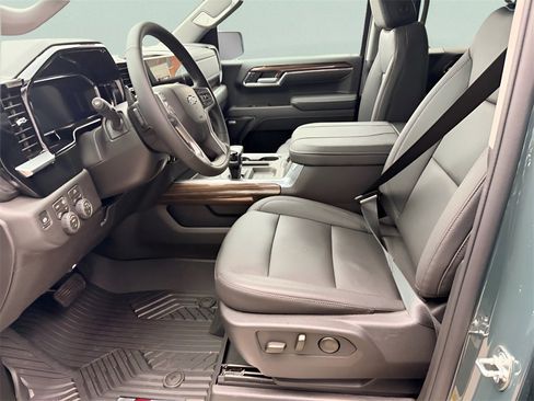 New 2026 Chevrolet Silverado 1500 LT Trail Boss w/ Convenience Package II image 16