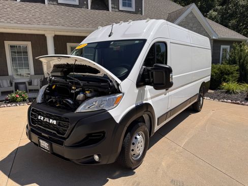 Used 2023 RAM ProMaster 3500 w/ Convenience Group FWD image 31