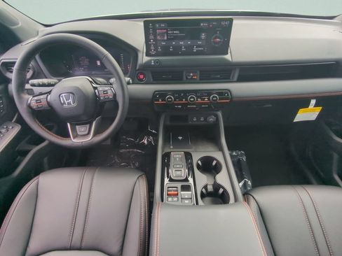 New 2026 Honda Pilot TrailSport image 11