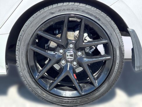 Used 2023 Honda Civic Sport image 12