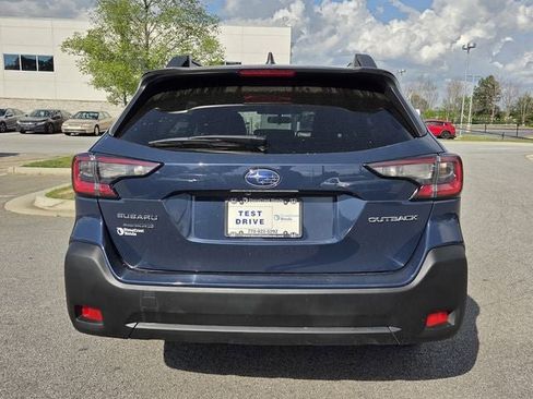 Used 2024 Subaru Outback Premium image 6